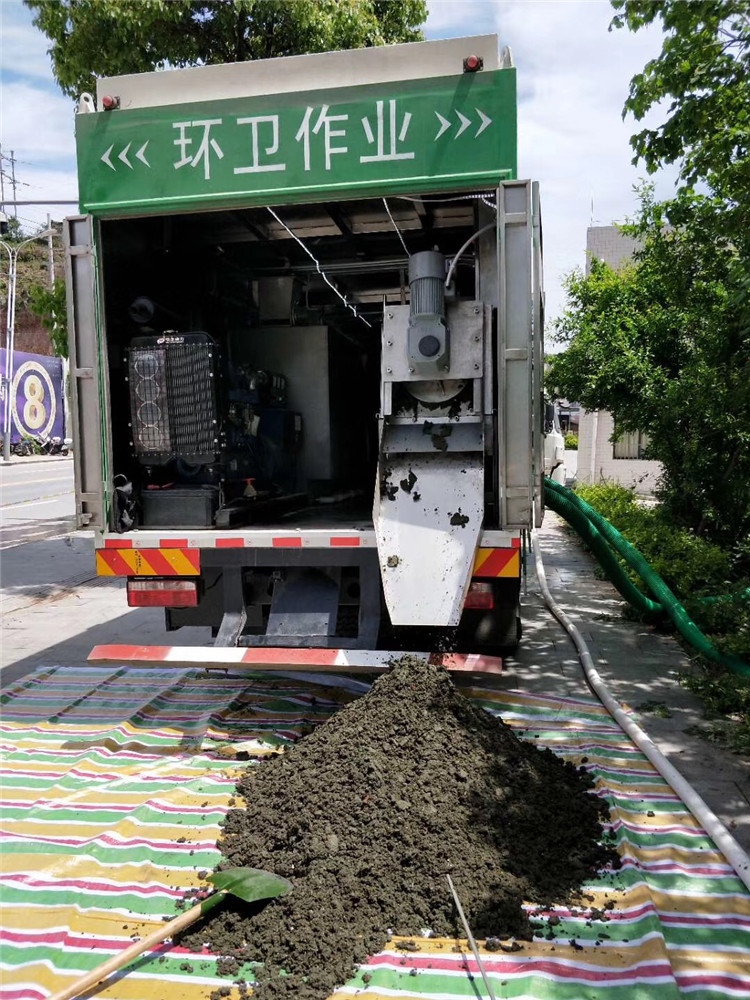 苏尼特右淤泥干湿分离